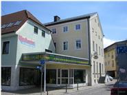 Stammhaus und Firmensitz der Liqueur- und Schokoladenmanufaktur Lutzenburger in Mainburg.