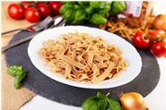 Nudeln für die gesunde Ernährung, wie Proteinnudeln und Beta Paste, die Cholesterinregulierende, vegane Pasta